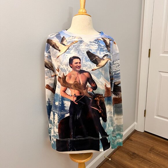 Shelfies Moosin' Trudeau Sweater Canadian Novelty Sweatshirt Sz L - Picture 7 of 9